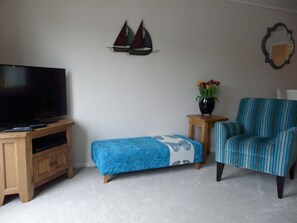 Additional lounge seating and freesat tv