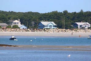 Blue house in middle of photo.