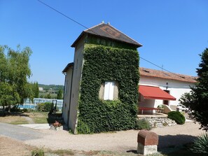 cour - terrasse- barbecue