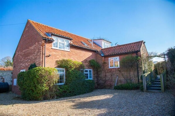 The Lifeboat House, Brancaster: 20-minutes walk from the stunning beach