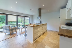 Ground floor: Kitchen / Diner with folding doors