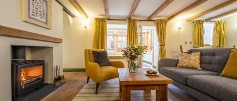 Mill House Cottage: A cosy sitting room awaits