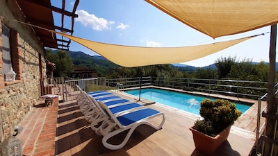 Marcione, character cottage, own pool, wonderful views, walk restaurant; WIFI!
