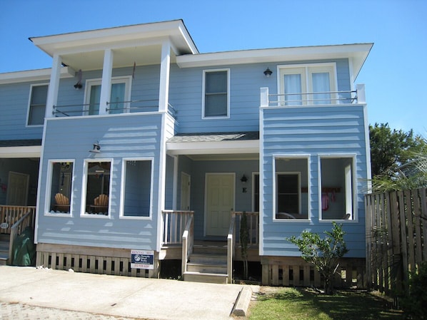Boyette Condo 1E