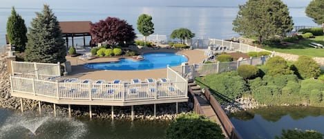 Hot tub and pool open mid May through October 1st