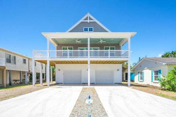 SeaWave-Front of House