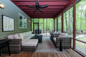 Gorgeous Screened In Porch