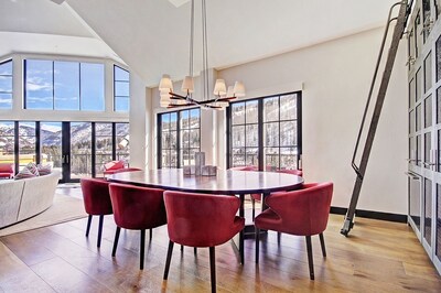 Iconic 5 Br Penthouse at the Ritz-Carlton, Winter Promo- Stay 7 