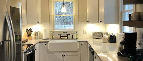 Fully renovated kitchen