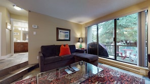 Livingroom and view of patio