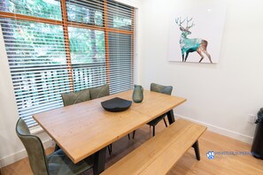Dining area for six