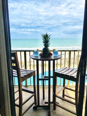 Overlooking the beachfront pool & ocean!