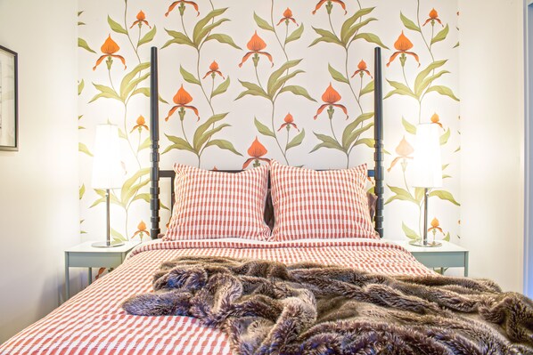 Queen Size Bed