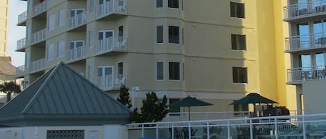 Beautiful, modern 2 bed room 2 bath sleeps 6 with an ocean front private balcony