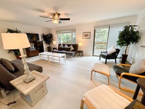 Living Area with TVDVD, Deck Access