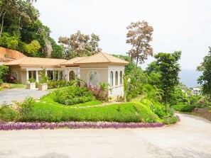 La Colina, Mar Vista Bay