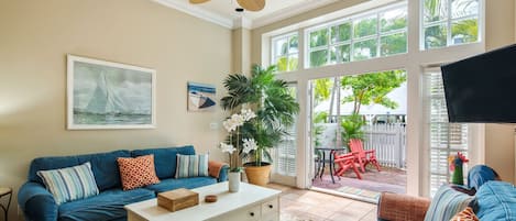 Bright, open, and sunny living area.