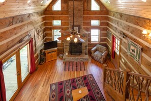 Wood burning fireplace with 22' stone flu