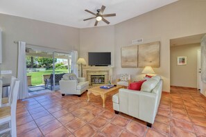 K0270 Living Room
