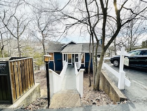 Easy slop entrance, only 6 stairs and you are in this lakefront home.