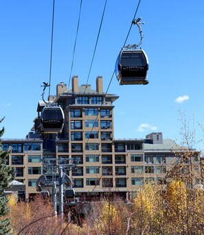 Direct gondola access