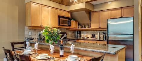 Dining and Renovated Full Kitchen - Greystone Lodge Unit 408