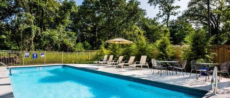 Private heated pool (16x40 / 3.5 to 6' deep) is calling your name! Open May 22nd-Sep 30th!