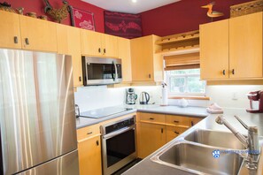 Fully equipped kitchen
