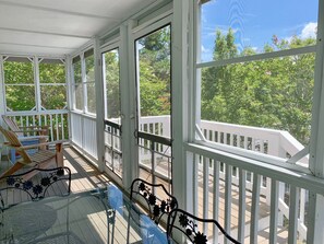 Front Entry Screened Porch (alternate view)