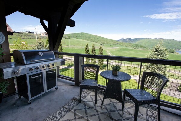 Deck View