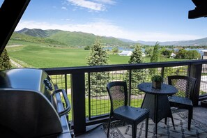 Deck View