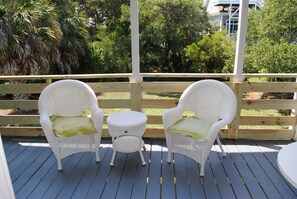 Covered Back Porch - Not Screened