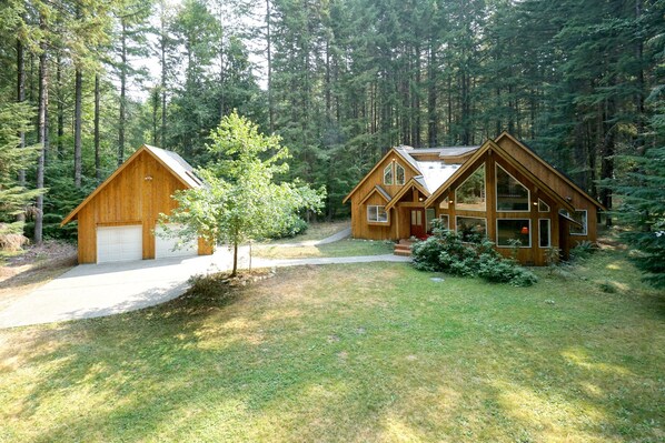 Sprawling front yard provides plenty of room for summer croquet and other games