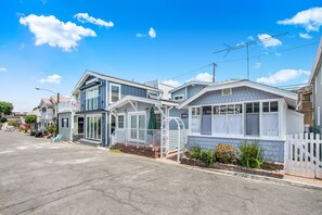 326E - Eucalyptus Street