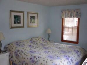 Master bedroom-The Falmouth Room!