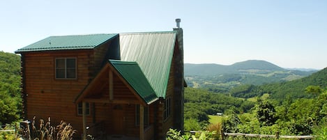 Everywhere you look there is a view of the Carolina High Country.