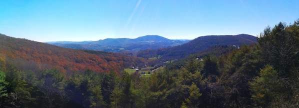 Beautiful views abound during autumn in the North Carolina Mountains.