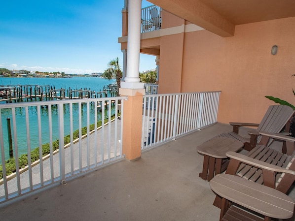  Balcony Intercoastal View