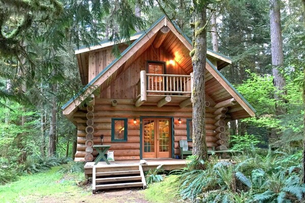 Architecture, Building, House, Cabin, Staircase