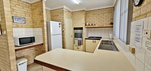 MBale - Kalbarri Accommodation Service