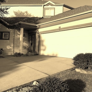 2 Car Garage Door & one of the 2nd floor windows..Picture of unit I own!