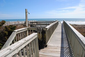 Private Walkway to the Beach