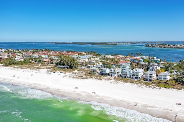 Anna Maria Island Beach Palms 5B