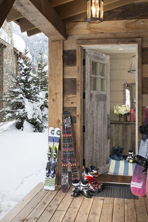 Entry - Fish Creek Lodge 04 - Teton Village, WY - Luxury Villa Rental