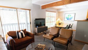 Open plan living, dining and kitchen area