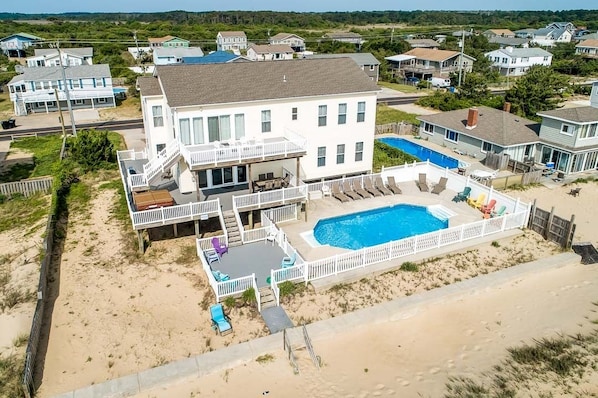 Rear Aerial View of Pointe O'View
