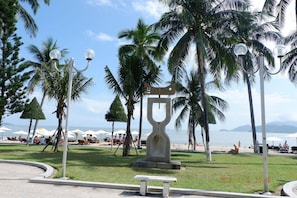 The park street with some art sculpture