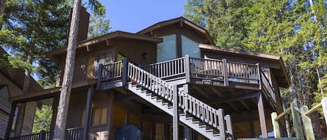 Upper unit with big deck and mountain views.