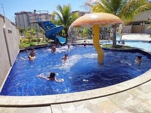 Piscinas infantil ( Área 2)