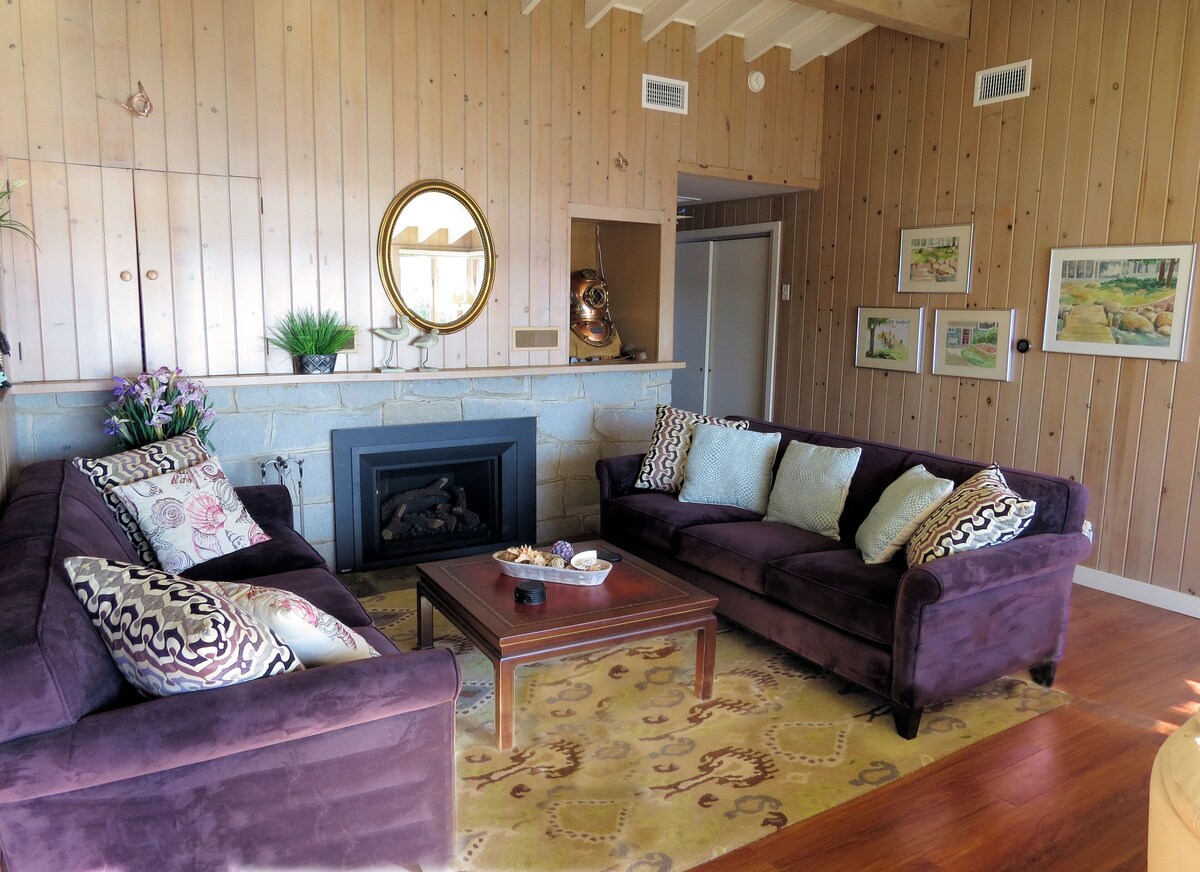 26 School House – Secluded waterfront with panoramic views and magnificent sunse